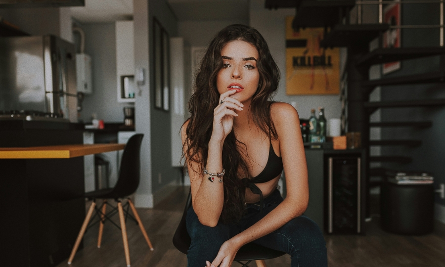 Last-Minute Hot Hookups_ 10 Proven Ways to Turn “Maybe” into “Come Over Now” on Holly's Hookups